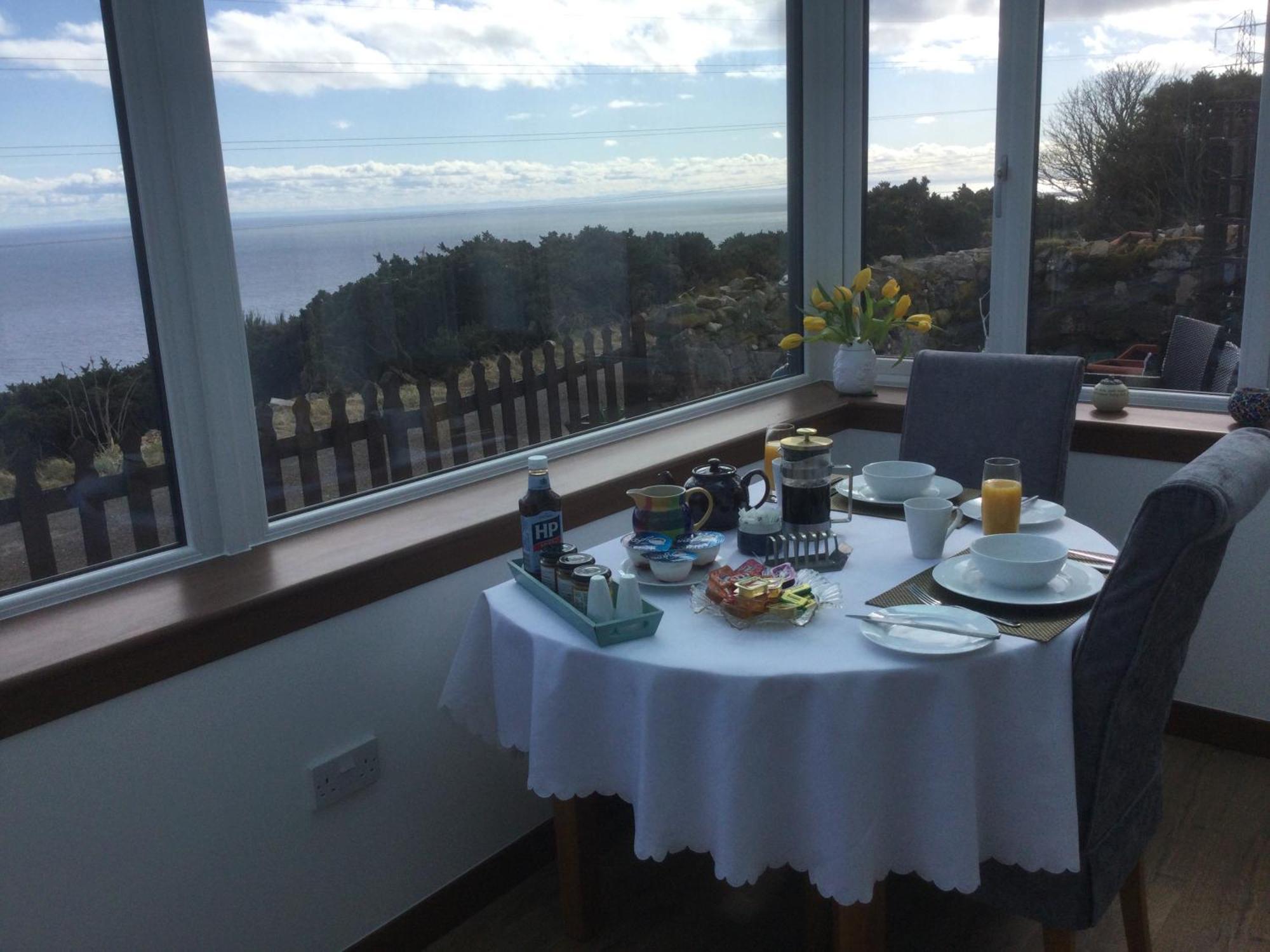 Piper'S Cave Bed And Breakfast Helmsdale Buitenkant foto